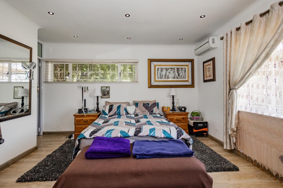 8 Bedroom Property for Sale in Joostenbergvlakte Western Cape